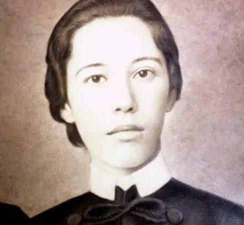 Quem era Maria Augusta Saraiva?